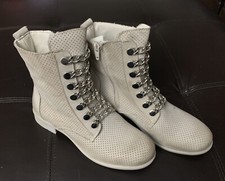 NWOB Prima Donna Collection Short Boots Women  s Size 36 5.5 Gray Leather