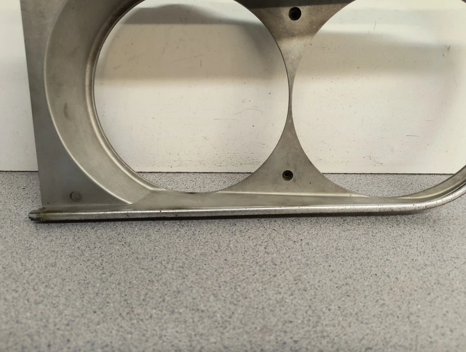 1974-1979 SAAB 99 Left LH Driver Headlight Door Bezel OEM Foto 4 de 4