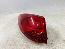 2014 Hyundai Tucson Left LH Tail Light Assembly Quarter Panel Mounted Le