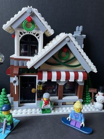 LEGO Creator Expert Winter  Toy Shop #10249 (Retired) COMPLETE