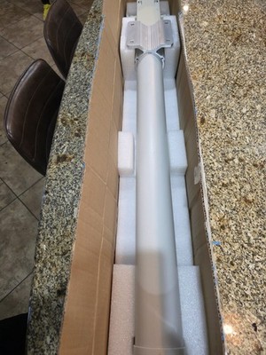 Ubiquiti airMAX Omni AMO-2G10 2.4 GHz, 10 dBi carrier-class 2x2 dual-polarity 