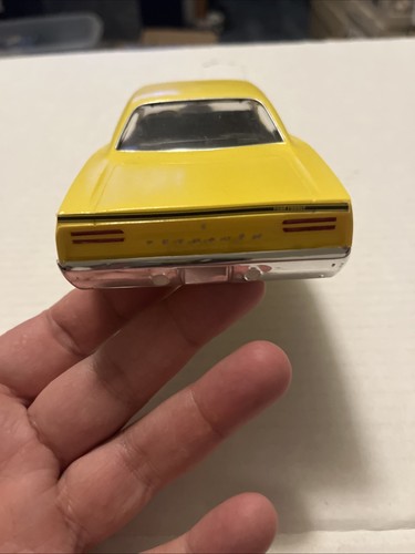 1970 Plymouth Roadrunner Built Plastic Model By Revell 1:24 Scale 2000 - Picture 6 of 15