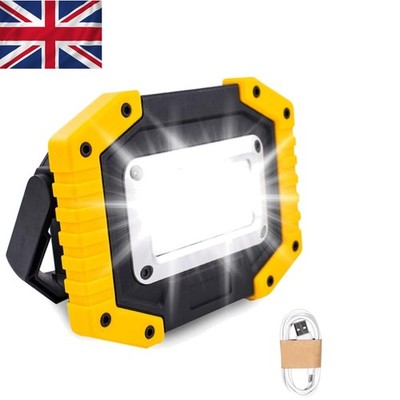 Vielseitige 30W LED Arbeitsleuchte mit 3 Modi & USB Aufladung für Outdoor Abenteuer