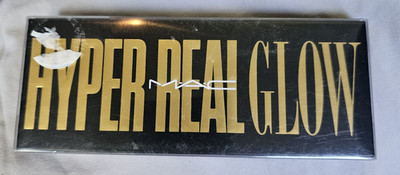 MAC Cosmetics Hyper Real Glow get It Glowin  Highlighter Palette