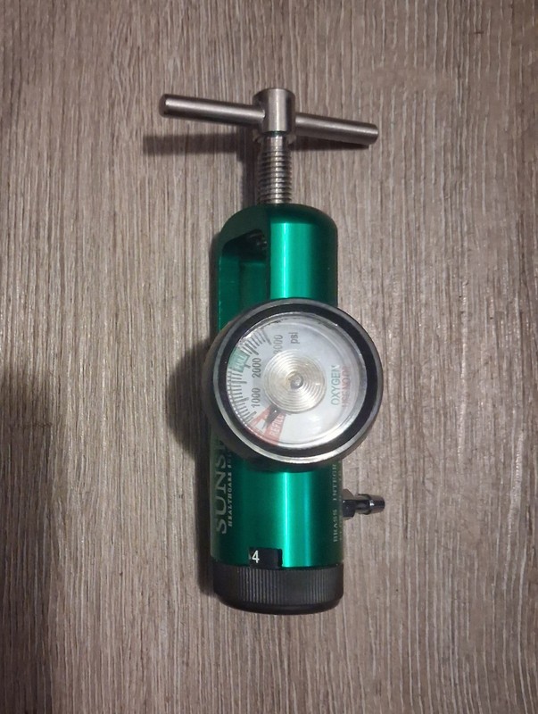 Sunset Brass Integral 50 PSI O2 Regulator, Flow: 0~15  L/Min ~ Model: RES043.