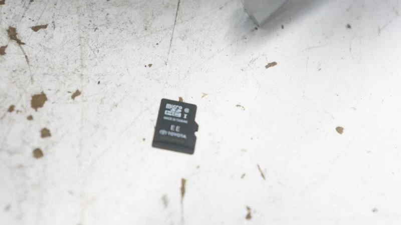 Toyota 4Runner AM FM 2016-2018 CD MP3 receptor de radio navegación 86100-35354 OEM Foto 3 de 4