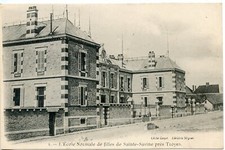CARTE POSTALE AUBE // ECOLE NORMALE DE FILLES DE SAINTE SAVINE PRES DE TROYES
