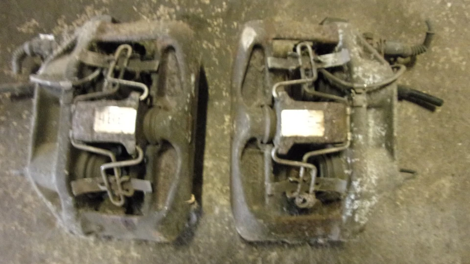 Pinza de freno delantera derecha e izquierda LUCAS AUDI S6 A6 4B 4.2 V8 CN4 6465/2 Foto 2 de 2