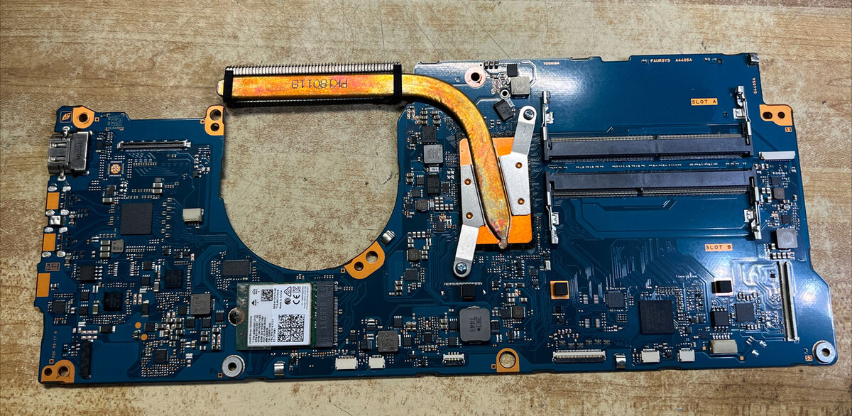TOSHIBA PORTEGE X30-D X40D i5-7300u 2.8GHz MOTHERBOARD TOSHIBA PORTEGE X30-D X40D i5-7300u 2.8GHz MOTHERBOARD