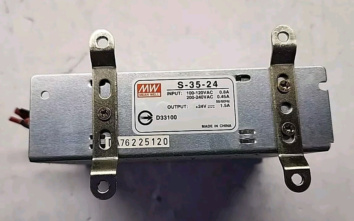 Foto 1 di 5
