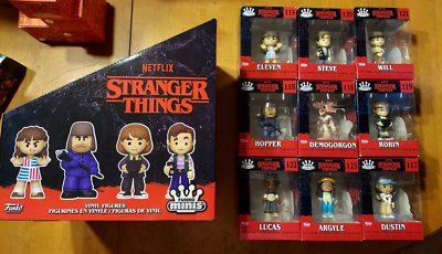 LOT Funko Pop Minis Stranger Things Demogorgon 116 Dustin 117