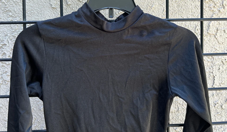 NOVO COM ETIQUETAS JERRY'S ~ MACACÃO FLEXÍVEL MANGA LONGA PATINAÇÃO NO GELO ~ PRETO ~ MENINA 12/14 - Imagem 4 de 4