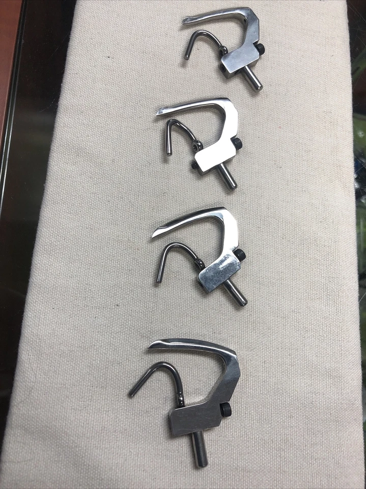 4 Loopers Singer 302U para pretina completa con protector de aguja cantante original Foto 2 de 3