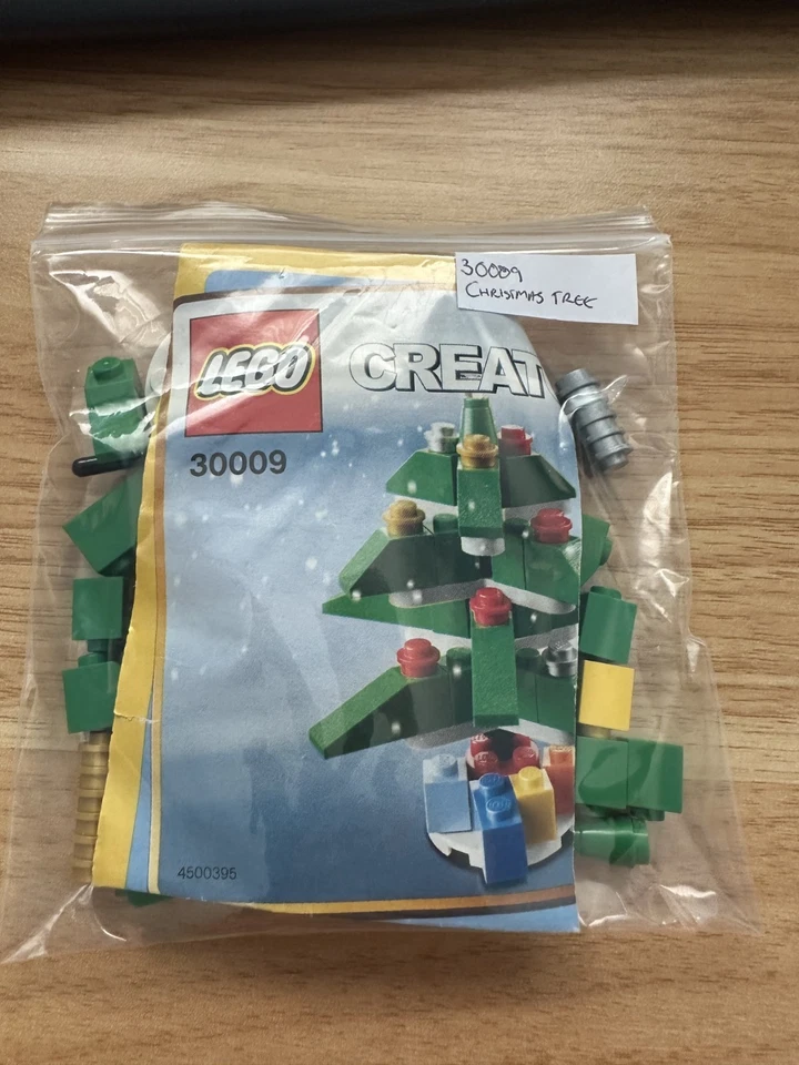 LEGO 30009 Christmas Tree, photo 2 of 2