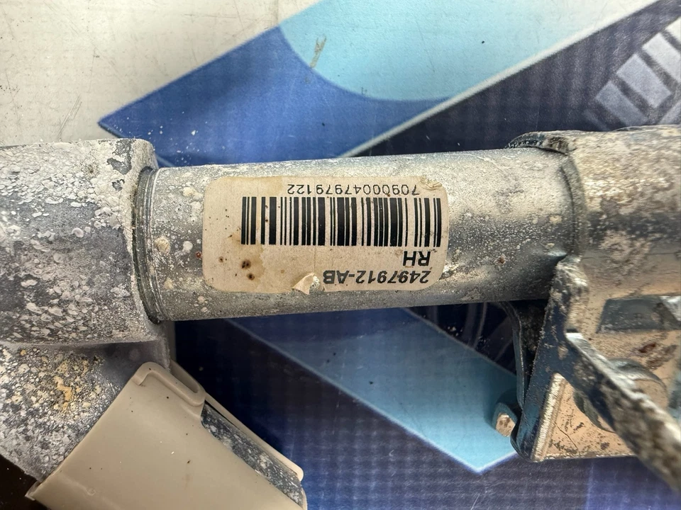 Toyota Yaris IA 2017 retractor de cinturón de seguridad del lado del pasajero delantero derecho OEM Foto 4 de 4