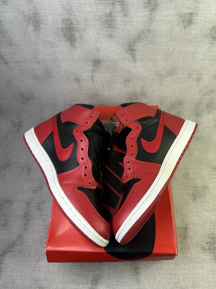 Talla 9.5 - Jordan 1 Retro Alto 85 Rojo Universitario 2020 TOTALMENTE NUEVO Foto 2 de 4