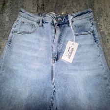 NWT Risen 13/31 Wide Leg High Waist Jeans Light Wash