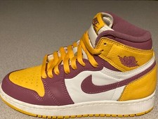 Jordan 1 Retro High OG Brotherhood 2022. Size 5.5 boys, Used with box.