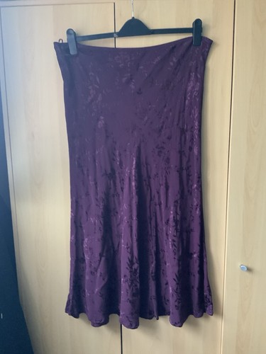 Ladies f&F Elasticated Waist Long Plum Floral Skirt Size 18