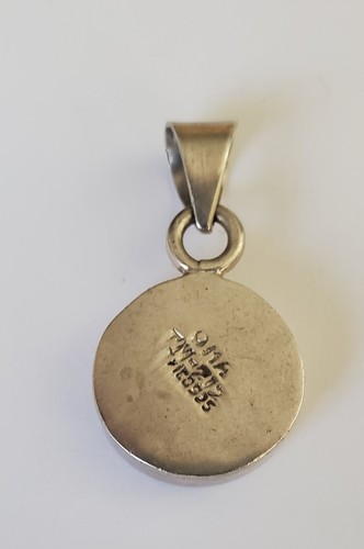 Colgante vintage de plata de ley con incrustaciones abstractas firmado OMA México - Imagen 4 de 5
