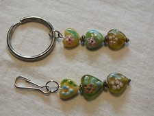 Hand Crafted Zipper Purse Pull  Key Chain Set Glass Beads Hearts Green Gold NEW