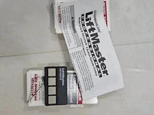 4-Channel Remote Control Transmitter Lift-Master, 1 units new.Mod.974LM