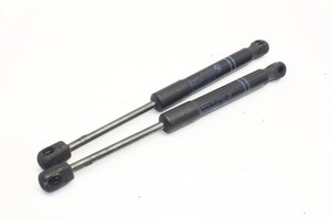 BMW 1 F20 Vordere linke Motorhaubendämpfer 7239233 1.50 Diesel 85kw 33613504