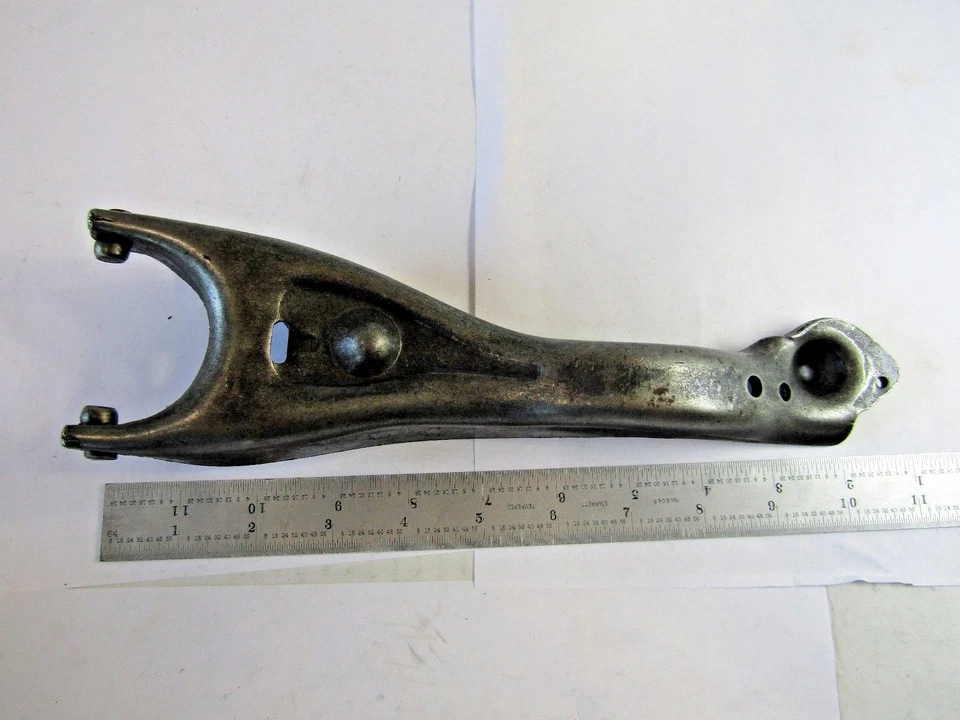  14559 MOTORMITE CLUTCH FORK 1974 - 1979 JEEP CJ5 CJ6 J10 J20   — 第 3/4 张图片