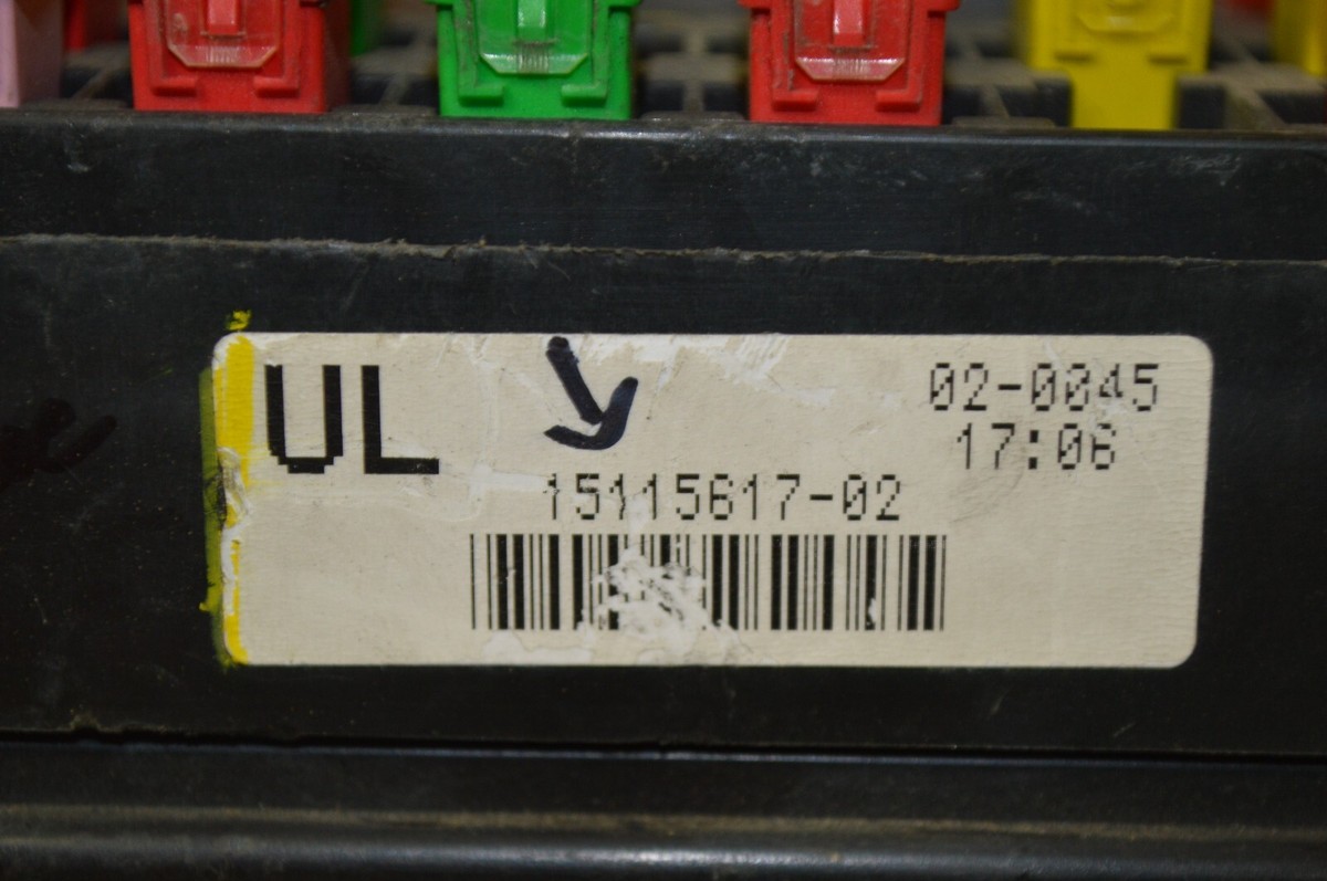 S♡ページ 2006 Chevrolet Tahoe Fuse Box Junction OEM 1511561702 Module