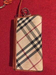 burberry key holder