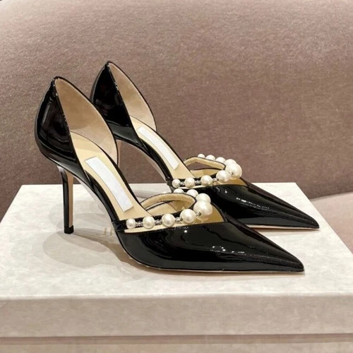 New fashion shop heels