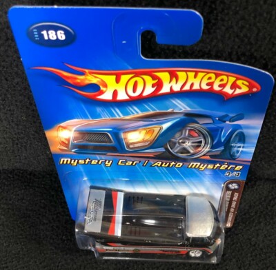 ミニカー Hot Wheels Mystery Car 2005 DRAG TRUCK Hot Wheels 2005 Mystery Car Customized VW Drag Truck #186 W