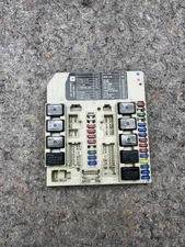 2007-2012 Nissan Versa Sentra Fuse Box IPDM Module