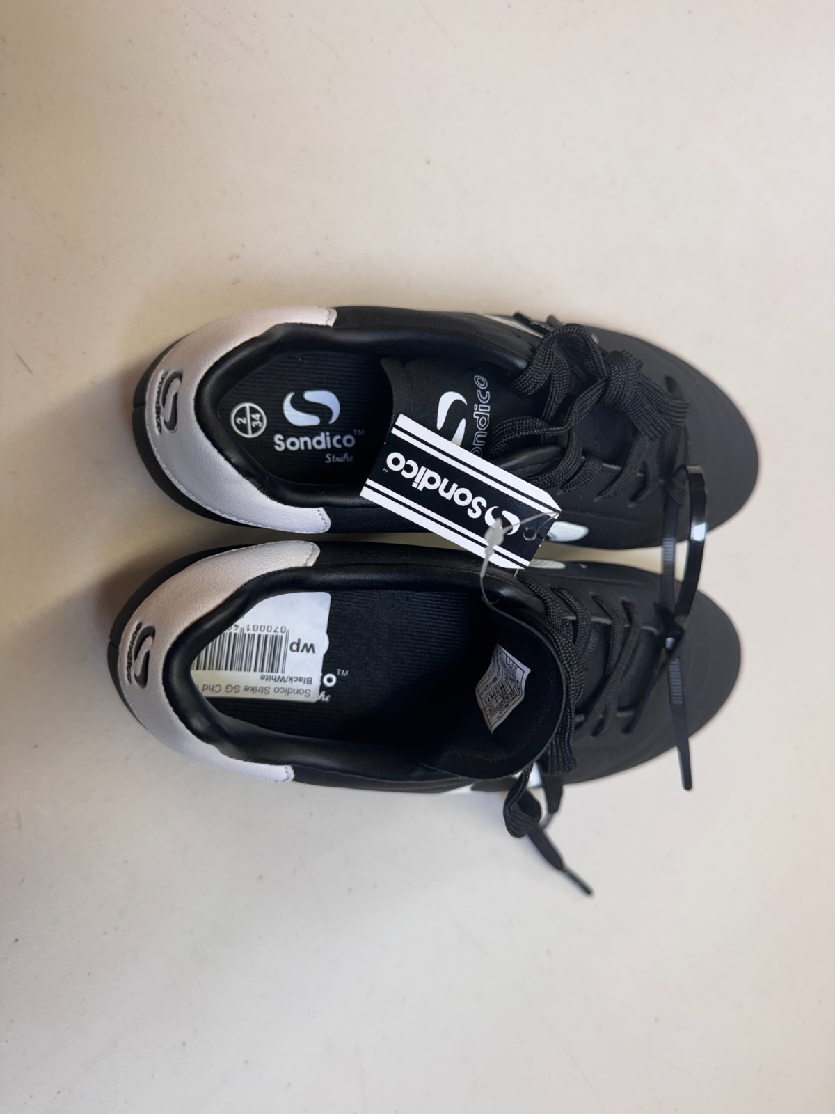 Sondico Strike SG Football Boots UK 2 EU 34 Black Soft Ground Studs image 10