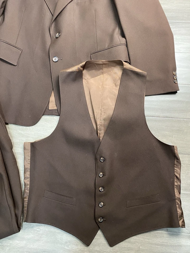 Vintage 70s Sears Brown Polyester 3-Piece Suit Size 46R Pants 36x30 Wide Leg - Image 4 of 4
