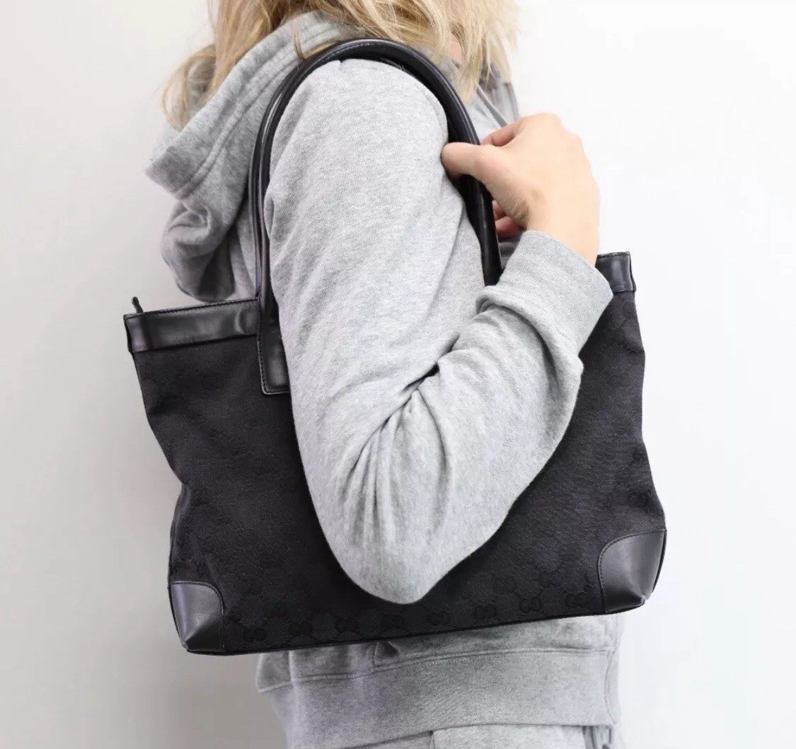 Authentic Gucci Black Canvas Tom For Carryall Shoulder Bag Satchel Purse