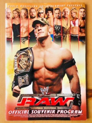 WWE RAW/SMACKDOWN OFFICIAL SOUVENIR PROGRAM - P/B - 2006