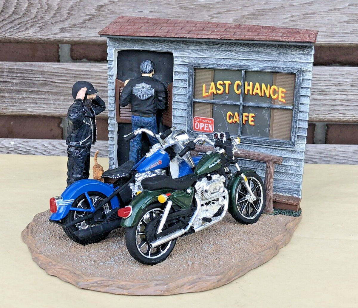 Ertl Collectable Limited-Edition Harley-Davidson Last Chance Cafe