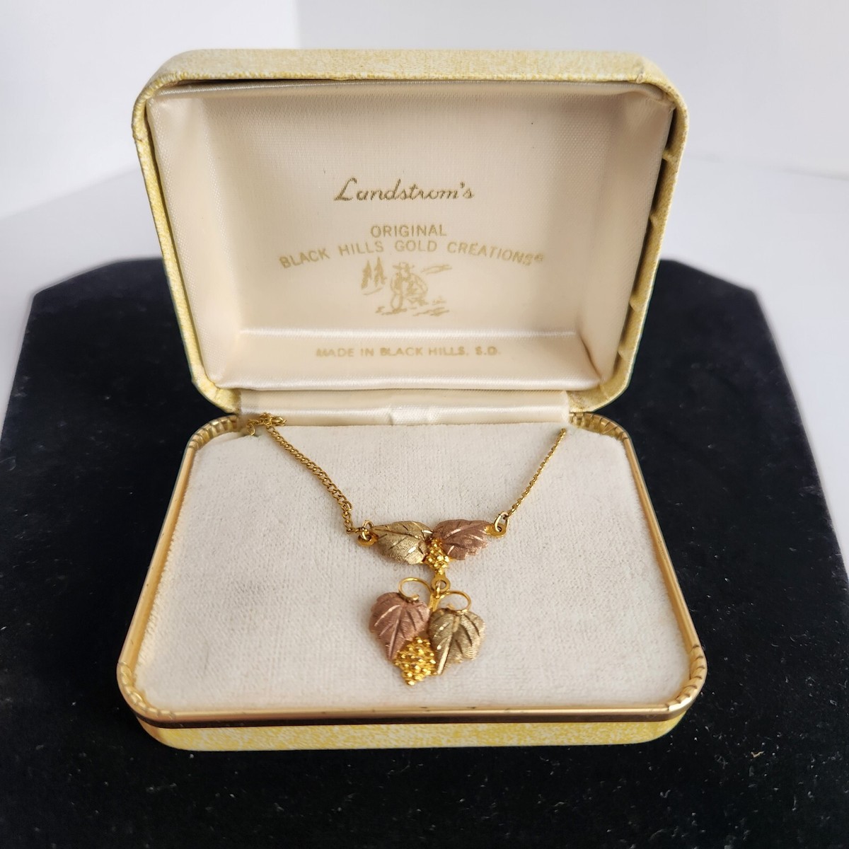 Vintage Landstrom's Hand Crafted Tri-Color Black Hills Gold Sweetheart  Necklace