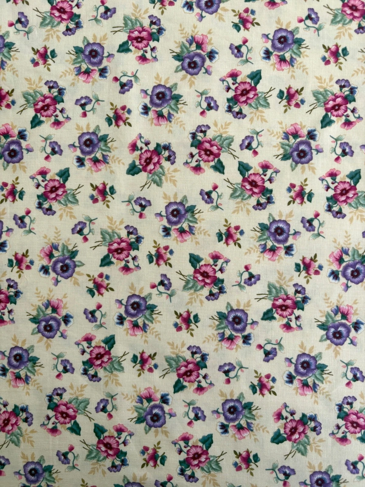 Vintage Faye Burgos by Marcus Brothers pink/purple pansy 34"x44" FREE SHIPPING - product detail image 2