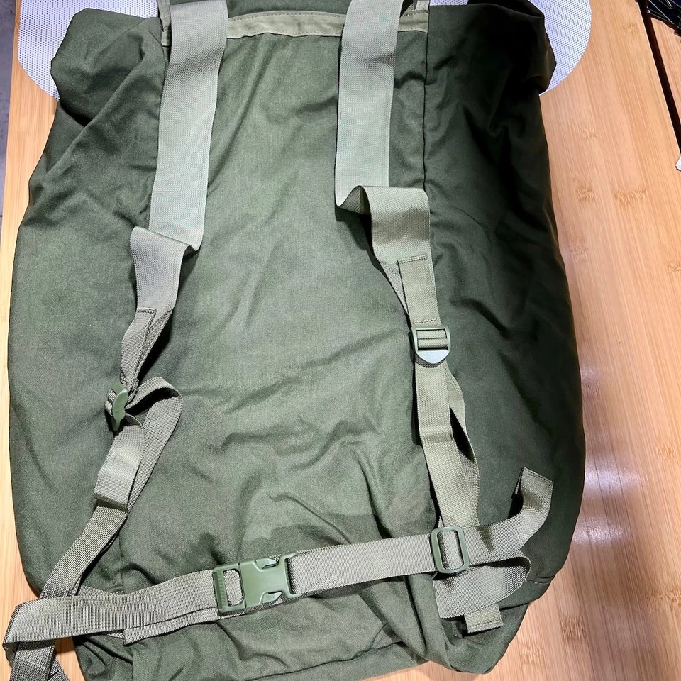 Mochila Militar EE. UU. Kelty Multiusos Bolsa Impermeable Sin Usar Nueva Foto 3 de 4