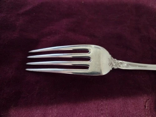 Towle Old Master Sterling Silver Large 7 3/4 Inch Dinner Fork