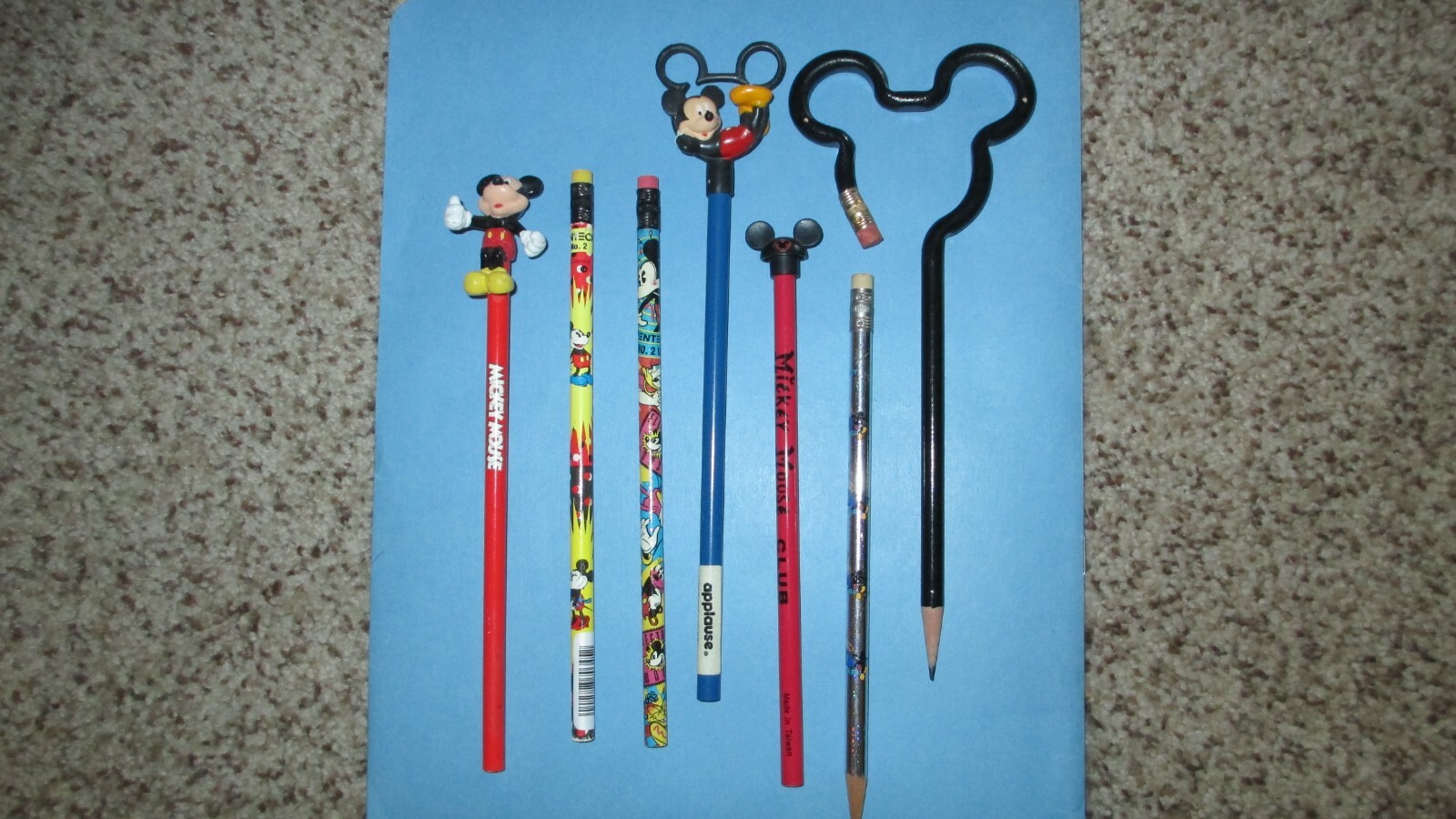 Vintage Mickey Mouse/Pluto High Wave Big Classic Ceramic Mug & Assorted Pencils 