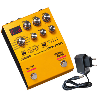 Boss OD-200 Hybrid Multi-Effektgerät + Netzteil