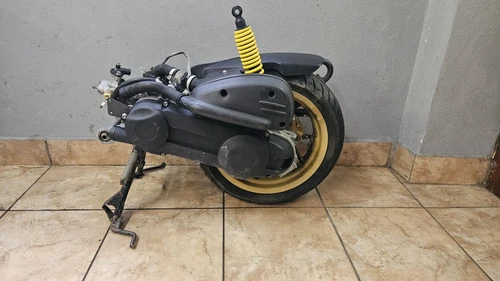 Blocco Motore completo Aprilia sr 50 Iniezione ABL - 13.000KM "GUARDARE VIDEO" - Foto 14 di 23
