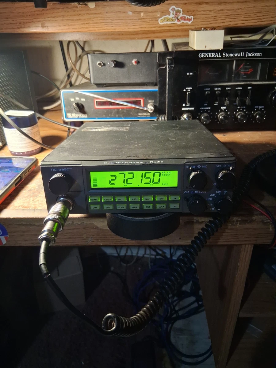 ICO IC-94 Éetteur-récepteur radio VHF arin avec récepteur AIS et DSC Fiche Technique et Prix