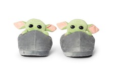 Star Wars: The Mandalorian The Child Grogu 3D Slippers Women 11-12, Men 9-10