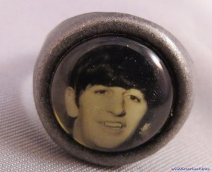 VINTAGE 60S BEATLES RINGO STARR SILVER GUMBALL RING card bw photo adjustable US