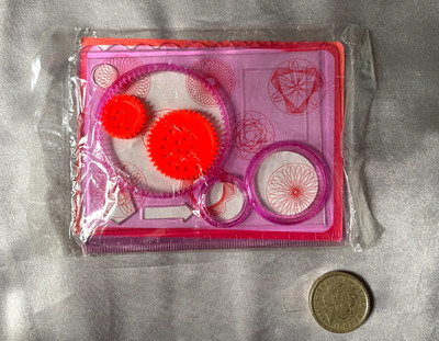 Sealed vintage 1980s mini Pattern Creator like Spirograph Cornelius London