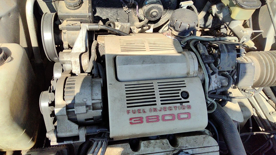 1988 1989 1990 Olds 88 Intake Manifold Oem 3.8l 12353741 - Image 4 of 4